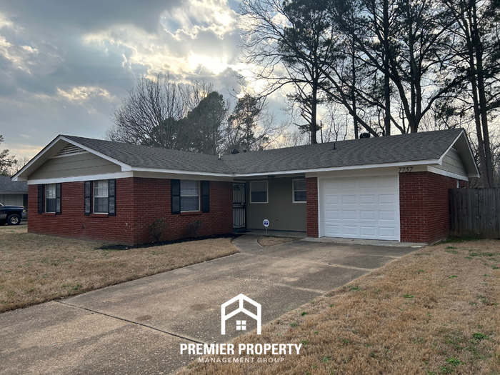 7757 Charleston Dr - Photo 2 of 22