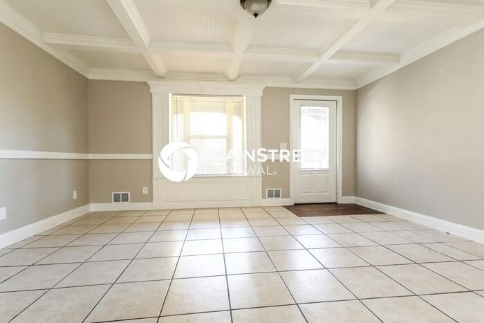 6322 Garden Ln - Photo 3 of 16