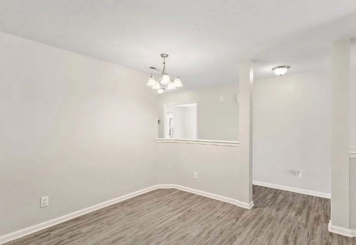 10522 Hunters Crossing Blvd - Photo 7 of 18