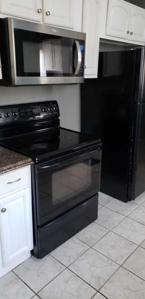 2543 E 5th Ave - Photo 4 of 23