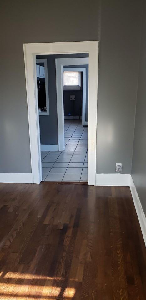 2543 E 5th Ave - Photo 7 of 23