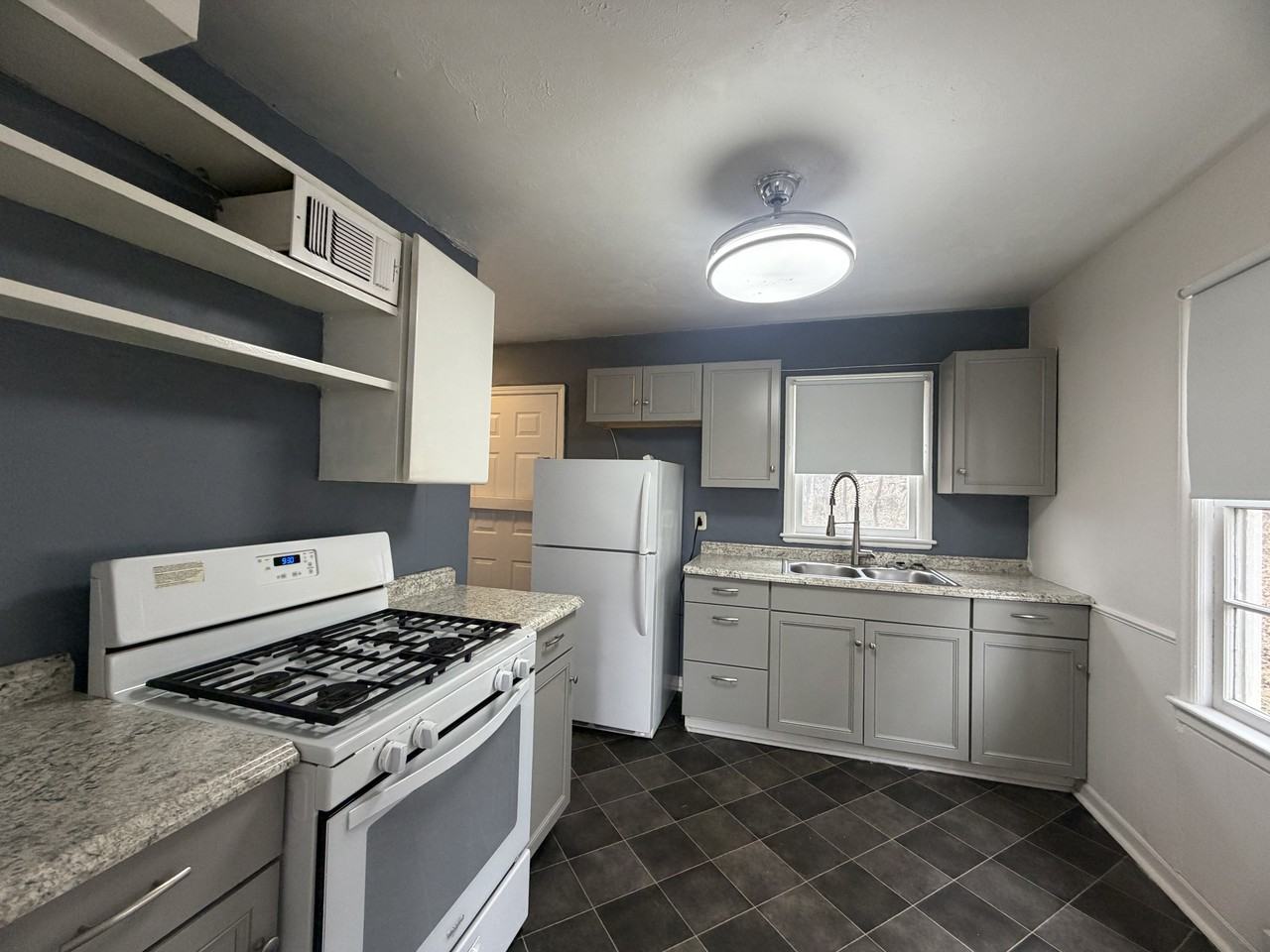 1815 E 74th Ter #1 - Photo 7 of 21