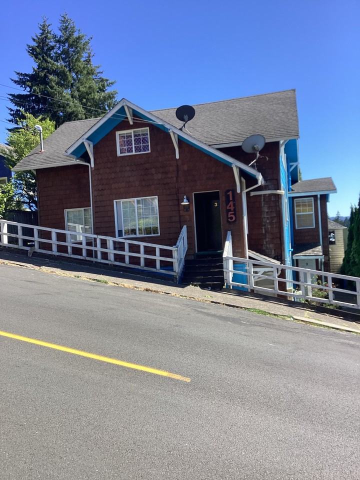 145 Northeast 1st Street *New* - 5 #5 - Photo 2 of 18