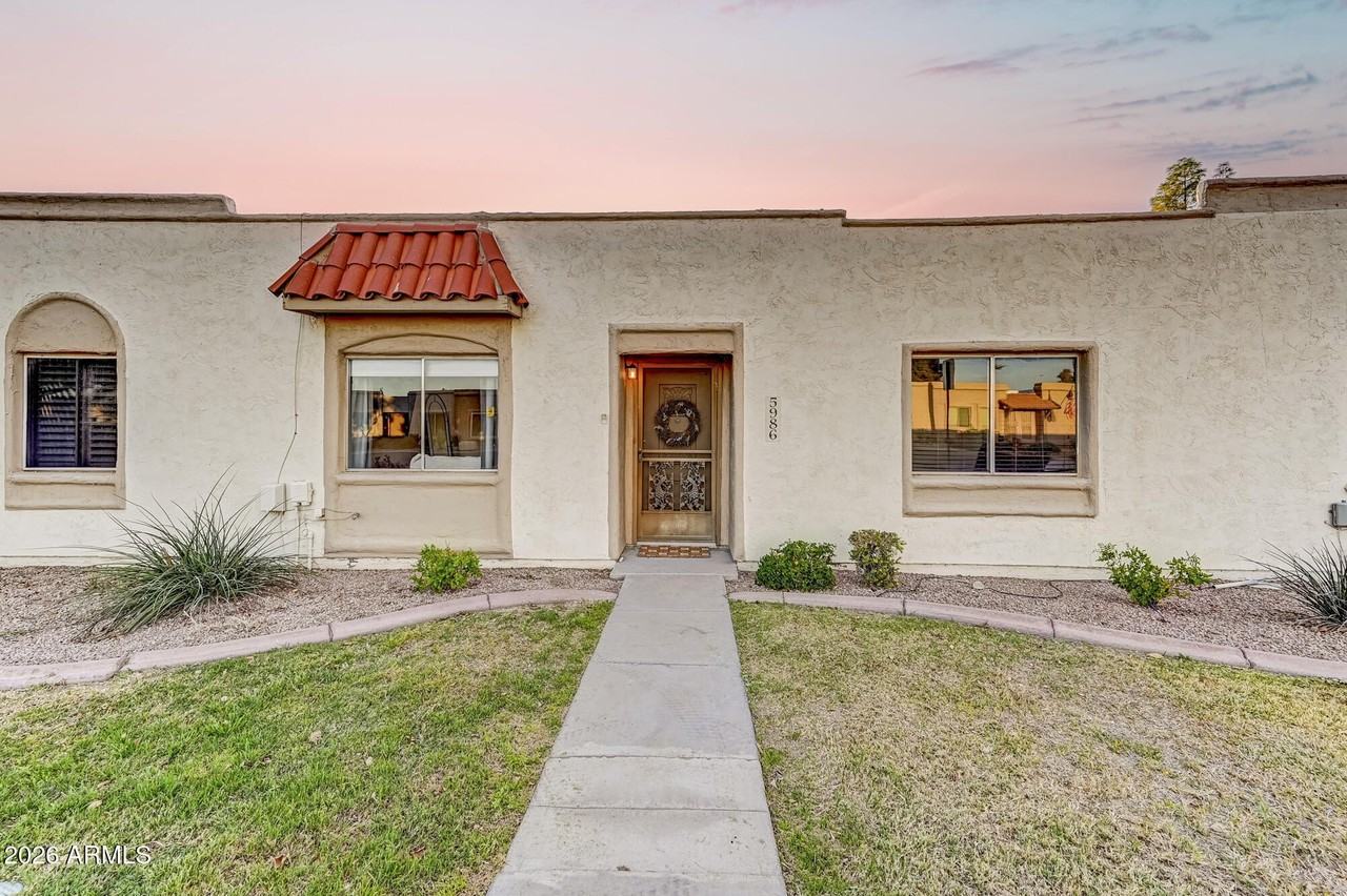 5986 N 83rd St - Photo 4 of 32