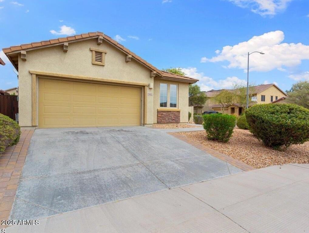 5412 W Fetlock Trl - Photo 3 of 29