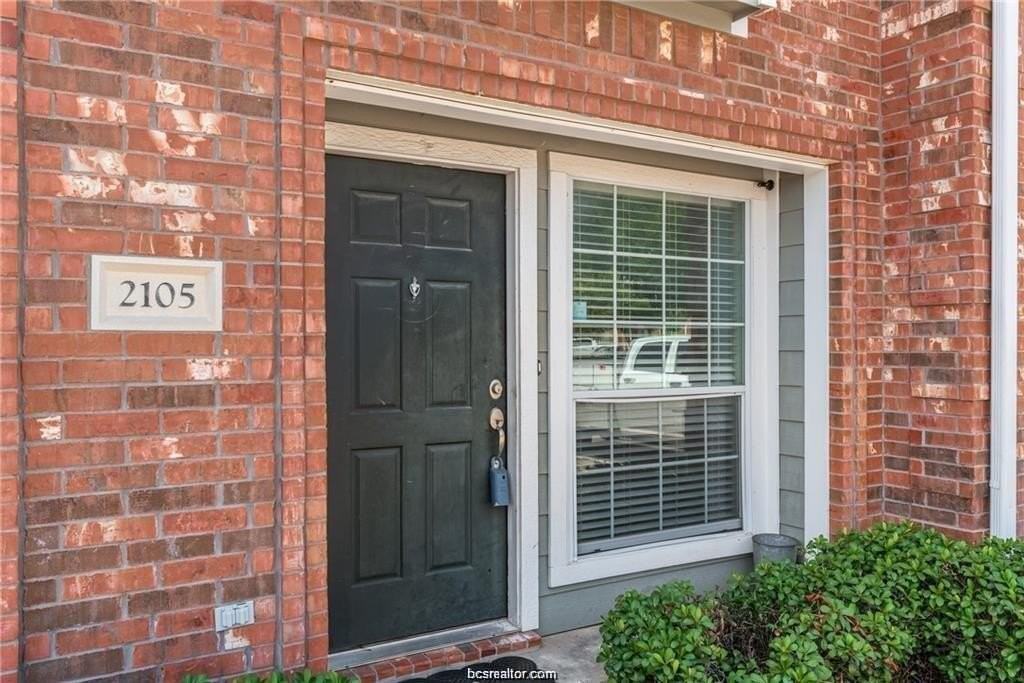 1001 Krenek Tap Rd Apt 2105 - Photo 3 of 24