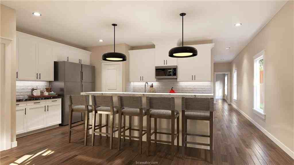 301 Park Pl - Photo 3 of 6