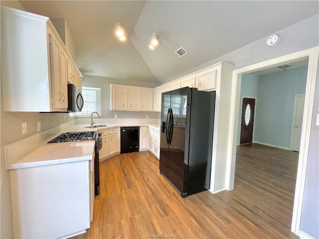 4508 Kensington Rd - Photo 6 of 25