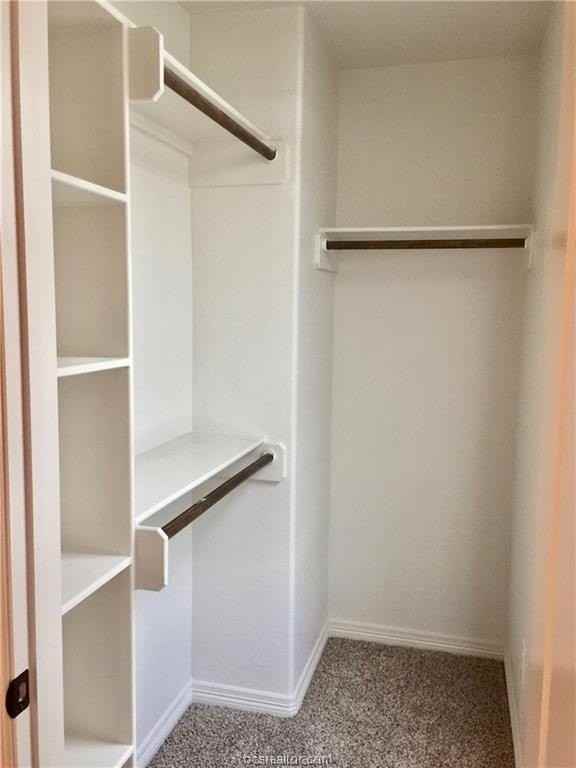 109 Ehlinger Dr - Photo 5 of 25