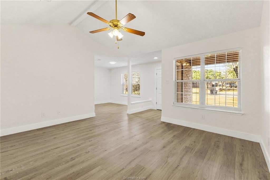 2419 Brittain Ct - Photo 4 of 20