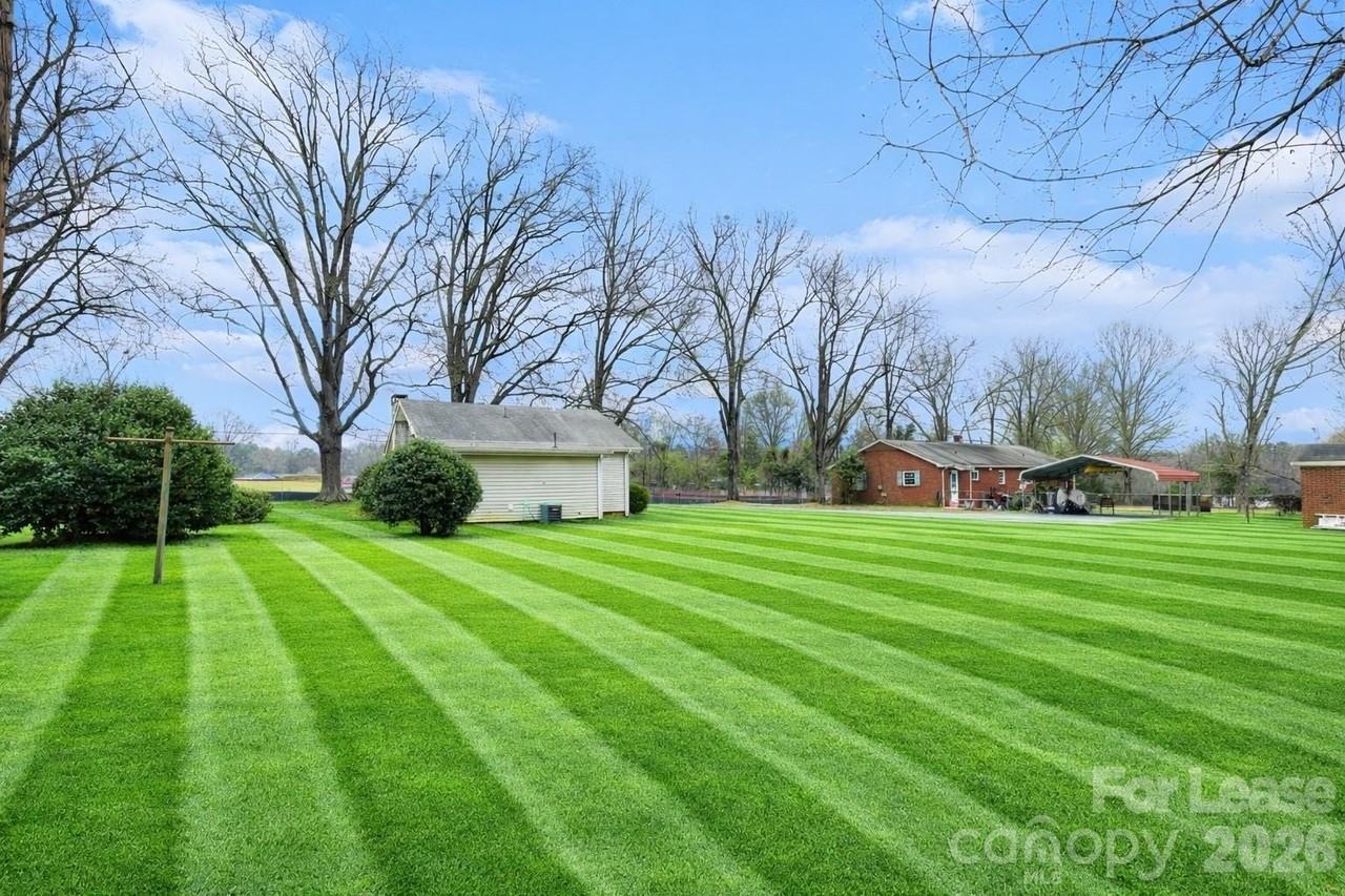 7731 Mcwhirter Rd - Photo 2 of 22