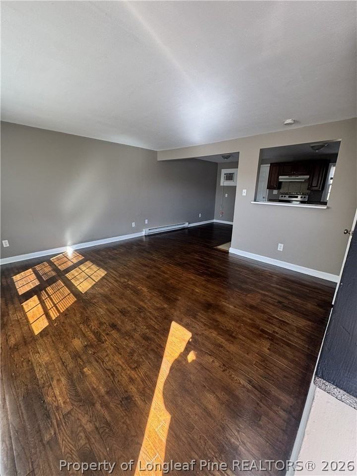 1922 King George Dr - Photo 2 of 6