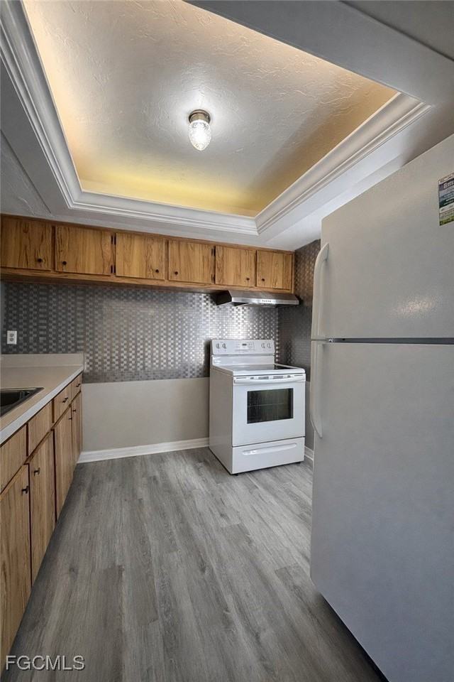 3603 Se 9th Pl Apt 8 #8 - Photo 5 of 13