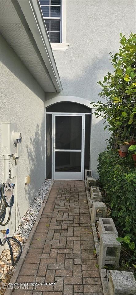 8541 Athena Ct - Photo 2 of 48