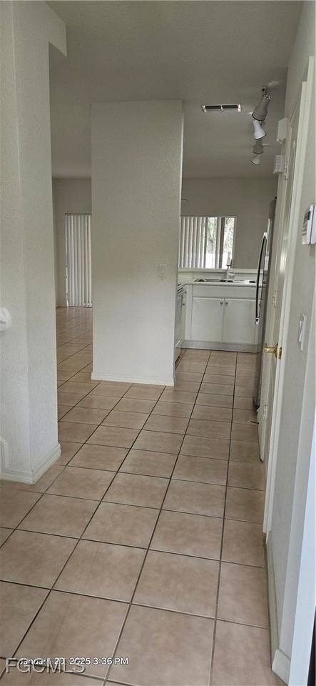 8541 Athena Ct - Photo 4 of 48