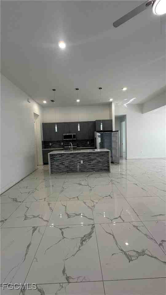 3217 64th St W - Photo 3 of 15