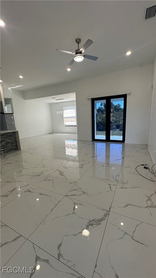 3217 64th St W - Photo 6 of 15