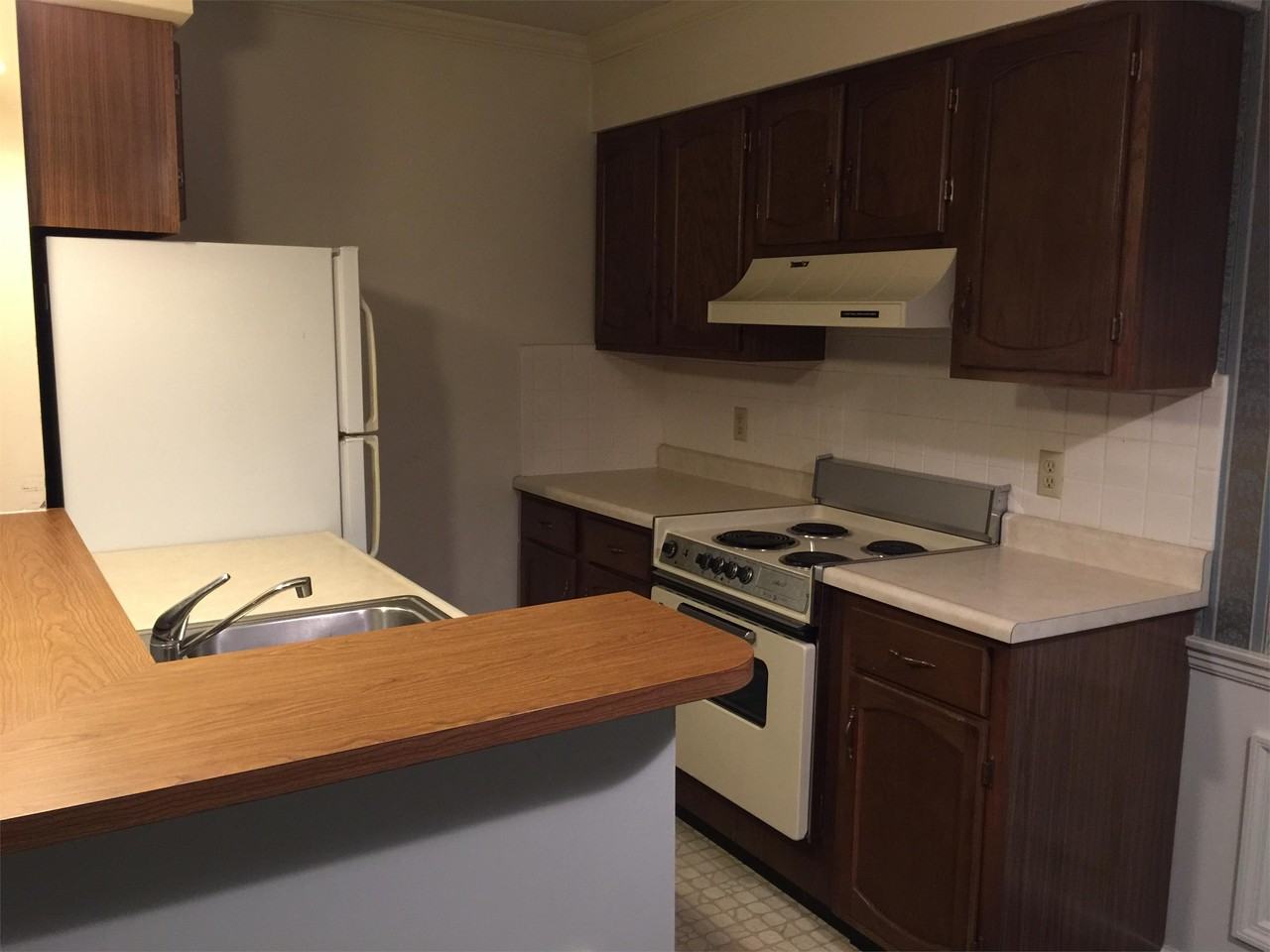 1108 11th Avenue, Huntington WV 25701 - Photo 7 of 17