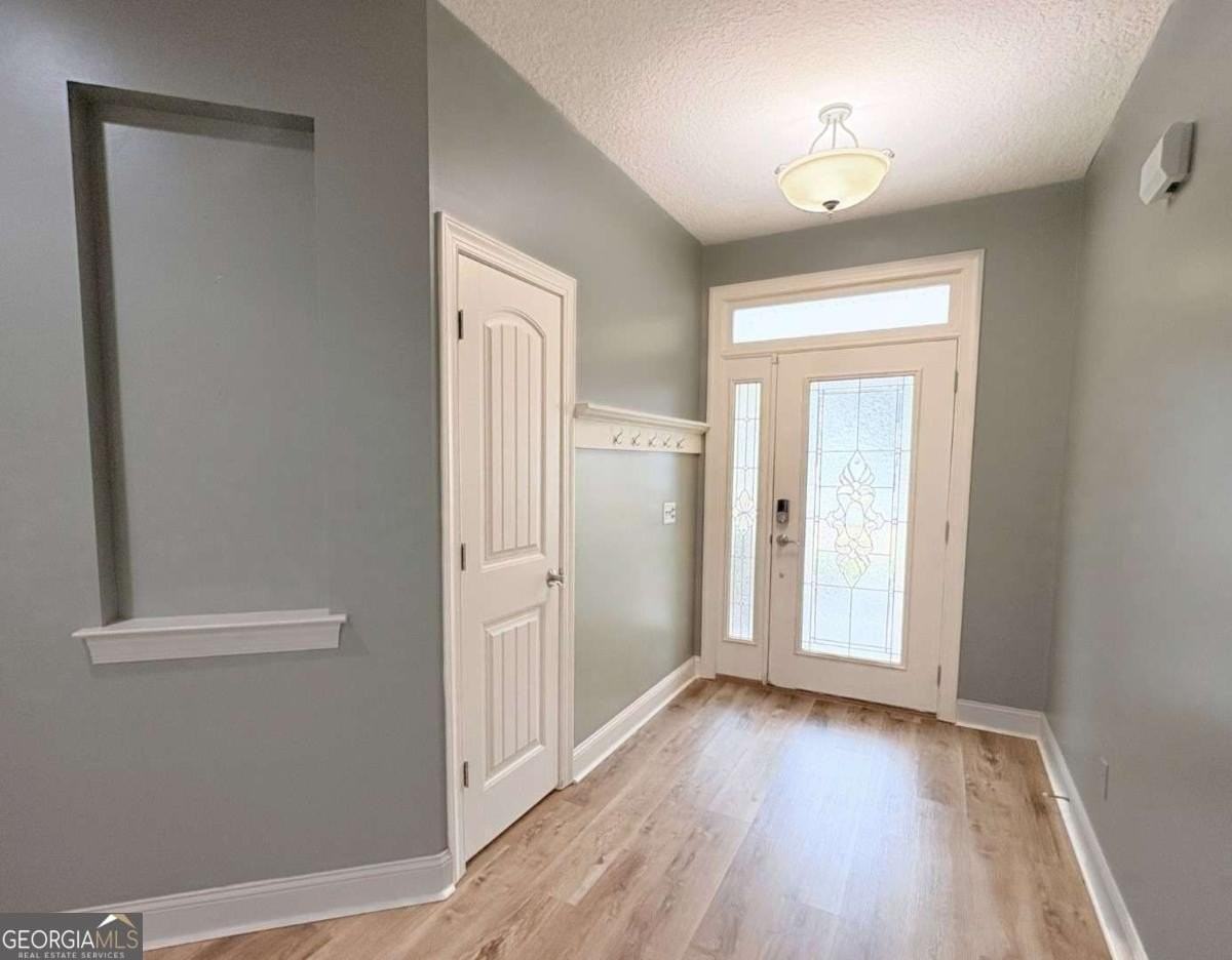 130 Boatsman Way - Photo 2 of 49