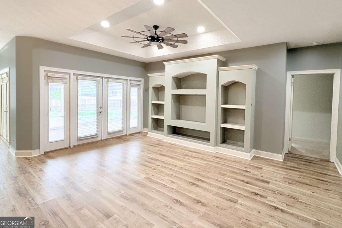 130 Boatsman Way - Photo 4 of 49