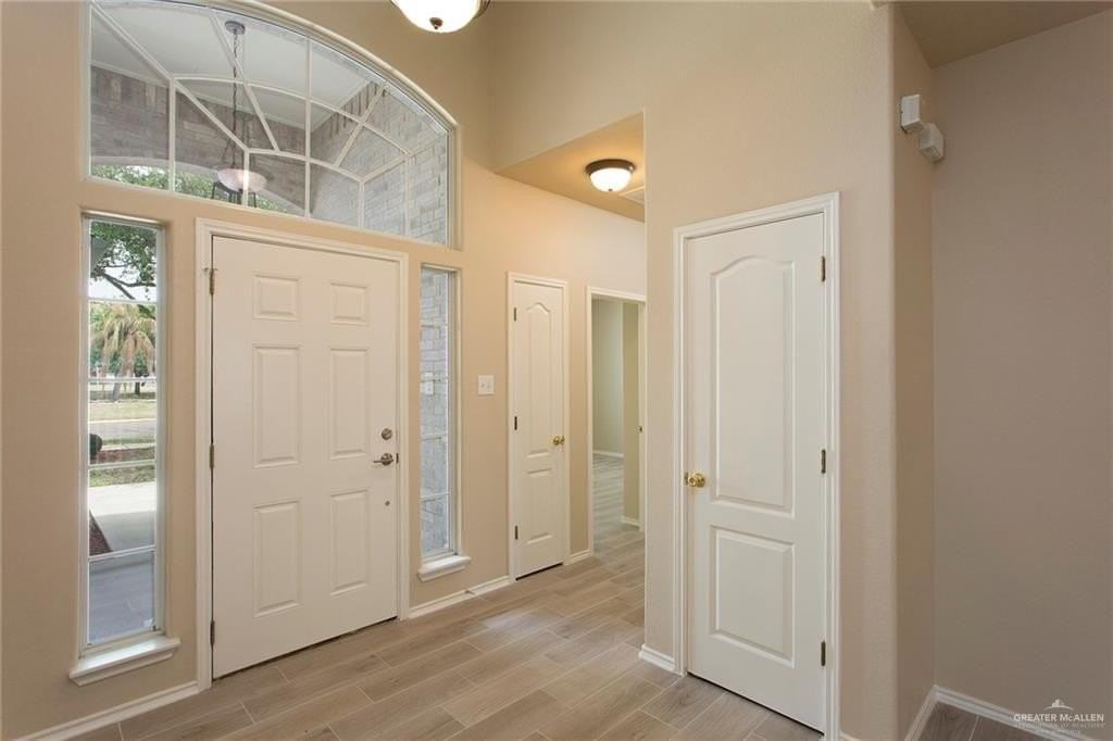 3500 San Andres Ct - Photo 2 of 31