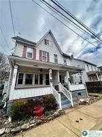 featured image of 609 Pen Argyl St