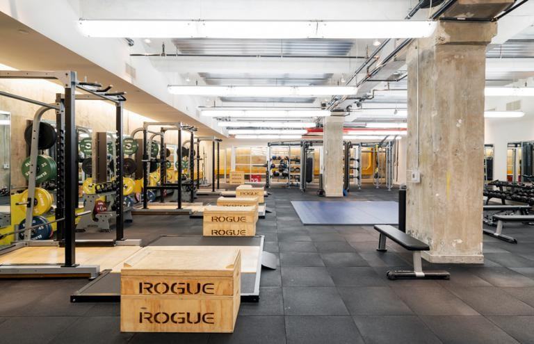 Pine St #1509 - Photo 5 of 9