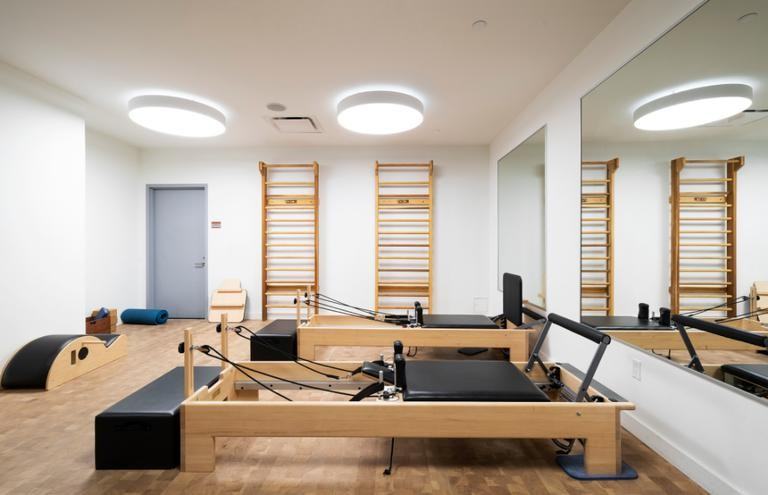 Pine St #1509 - Photo 6 of 9