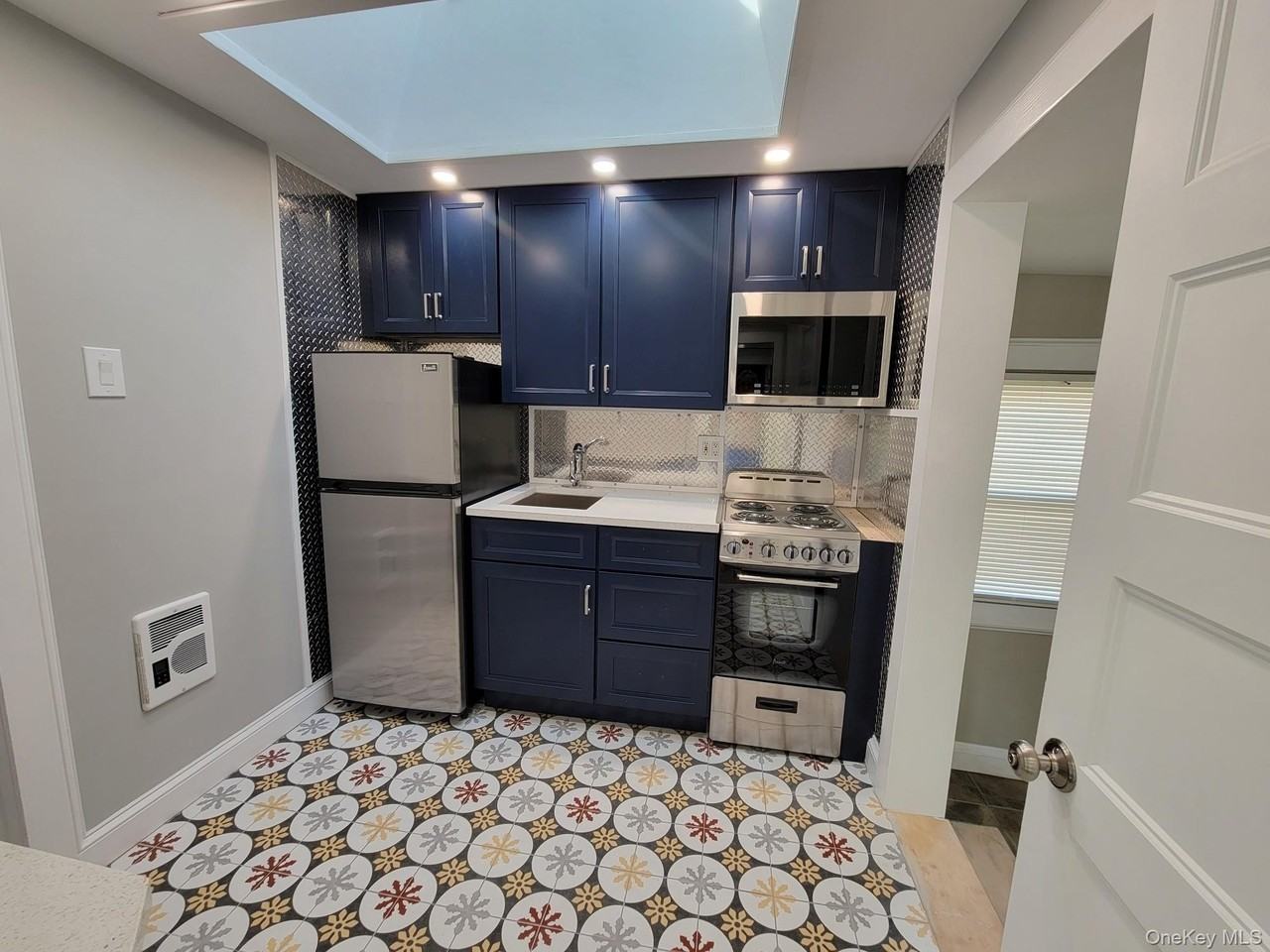 10 Hiddink St - Photo 4 of 15