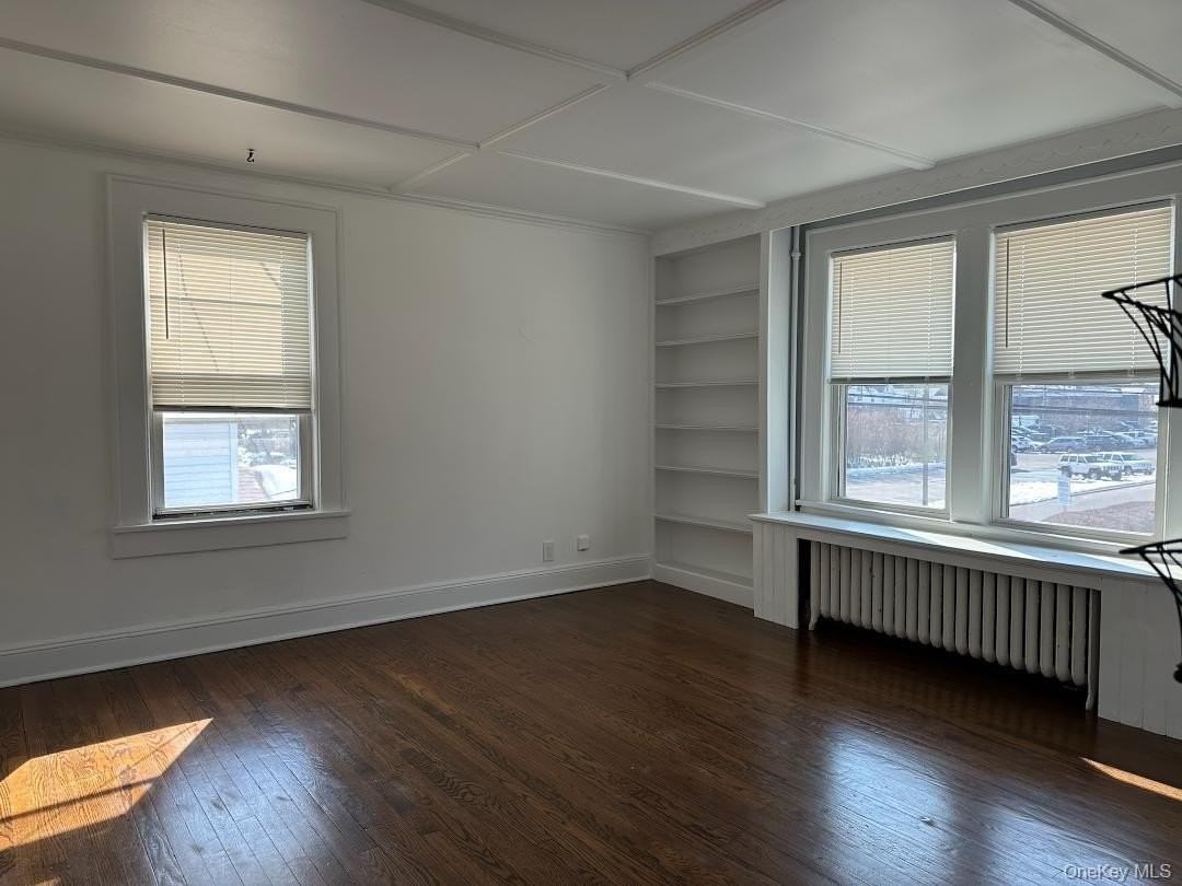 31 Totten Pl - Photo 2 of 10