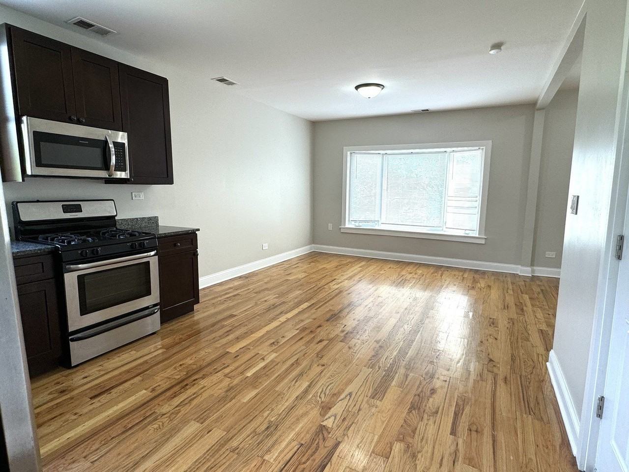 3904 W Armitage Ave Apt 2 - Photo 5 of 15