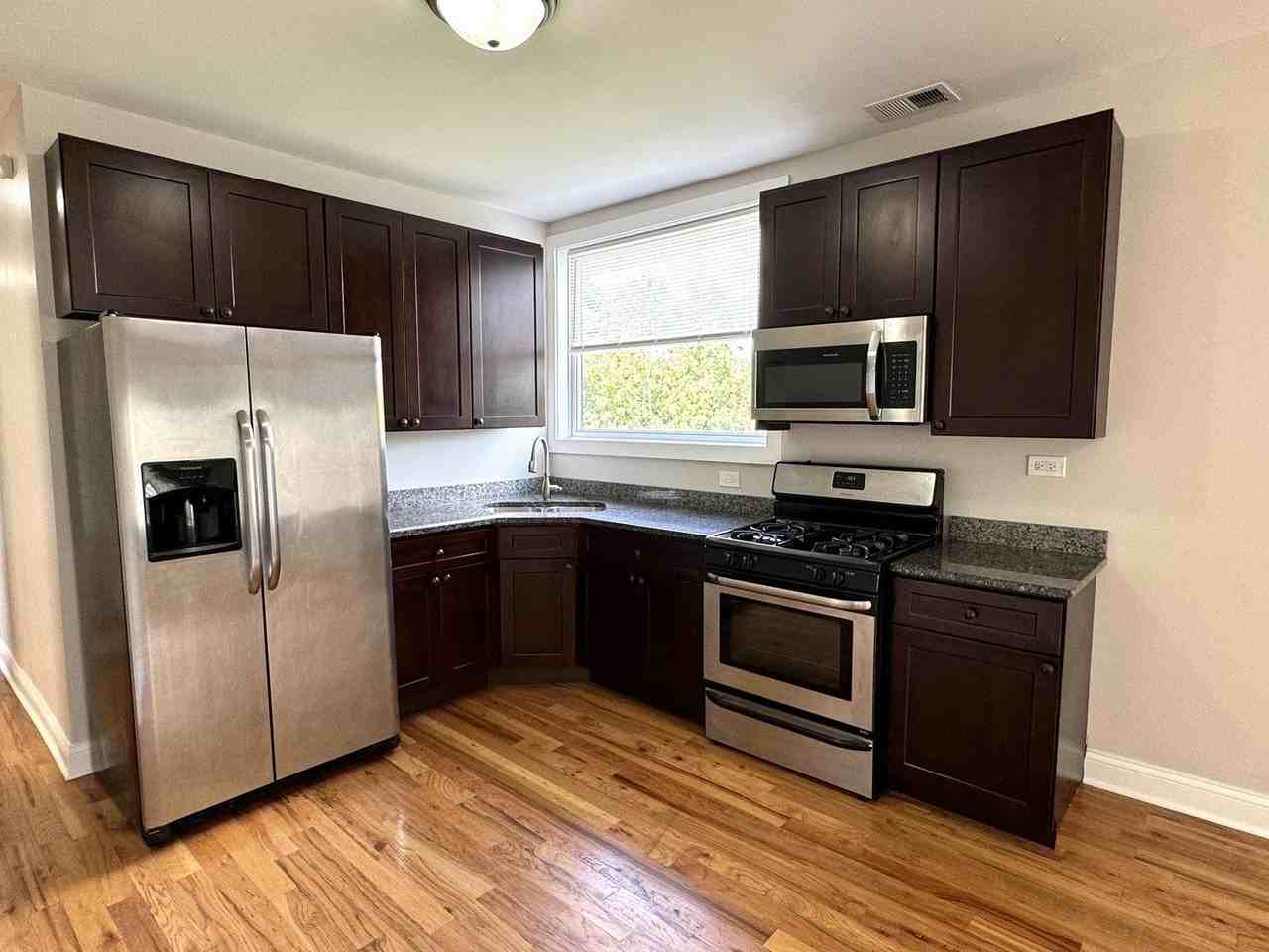 3904 W Armitage Ave Apt 2 - Photo 6 of 15