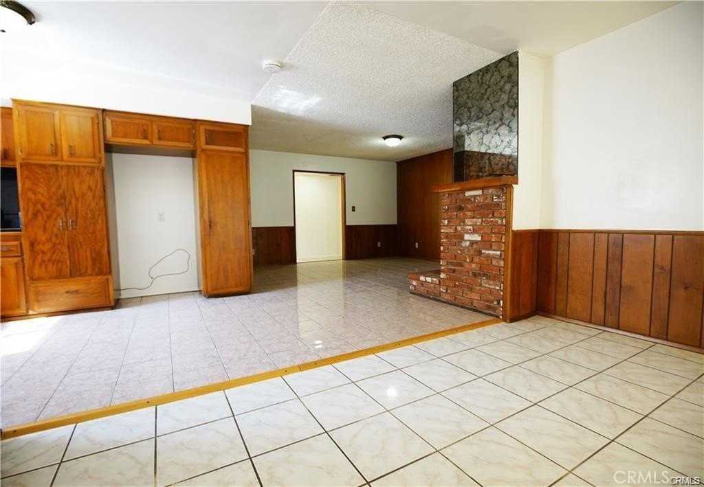 6012 Oak Ave - Photo 4 of 16