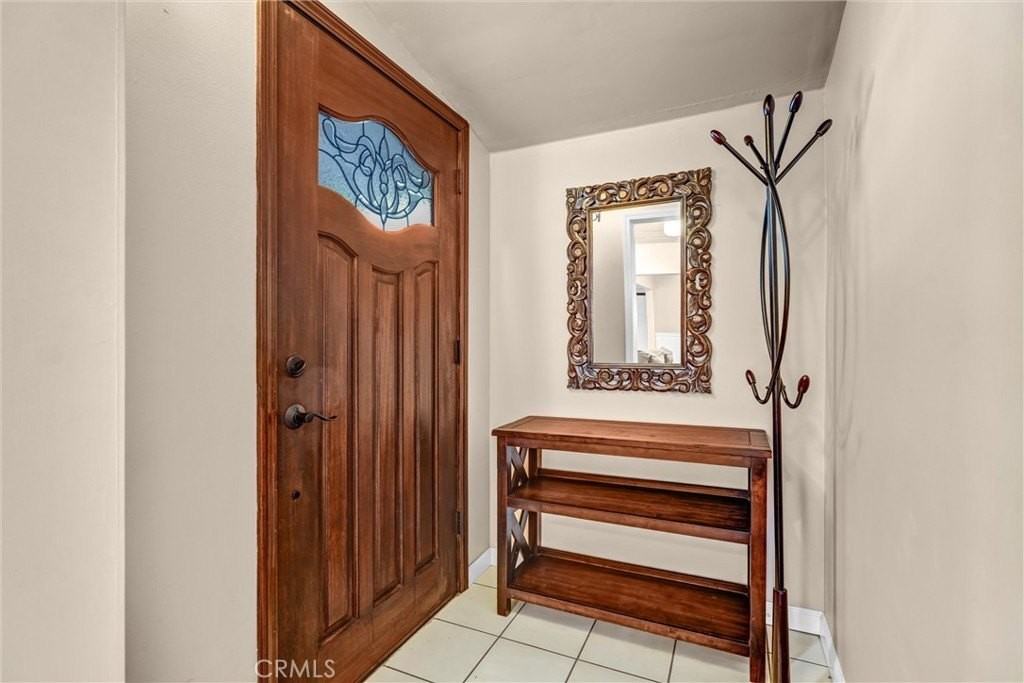 1130 N Cordova St - Photo 5 of 26