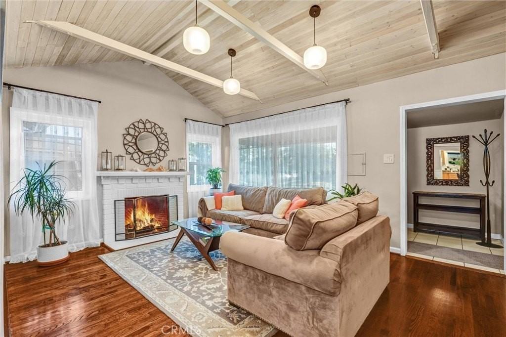 1130 N Cordova St - Photo 7 of 26