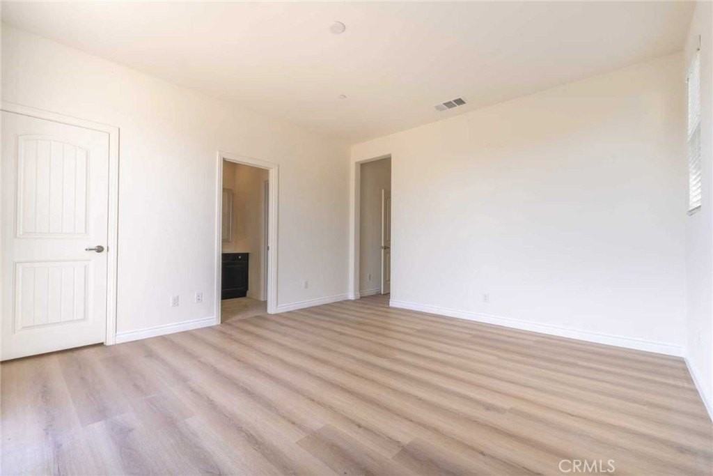 2437 Crater Ave - Photo 5 of 11