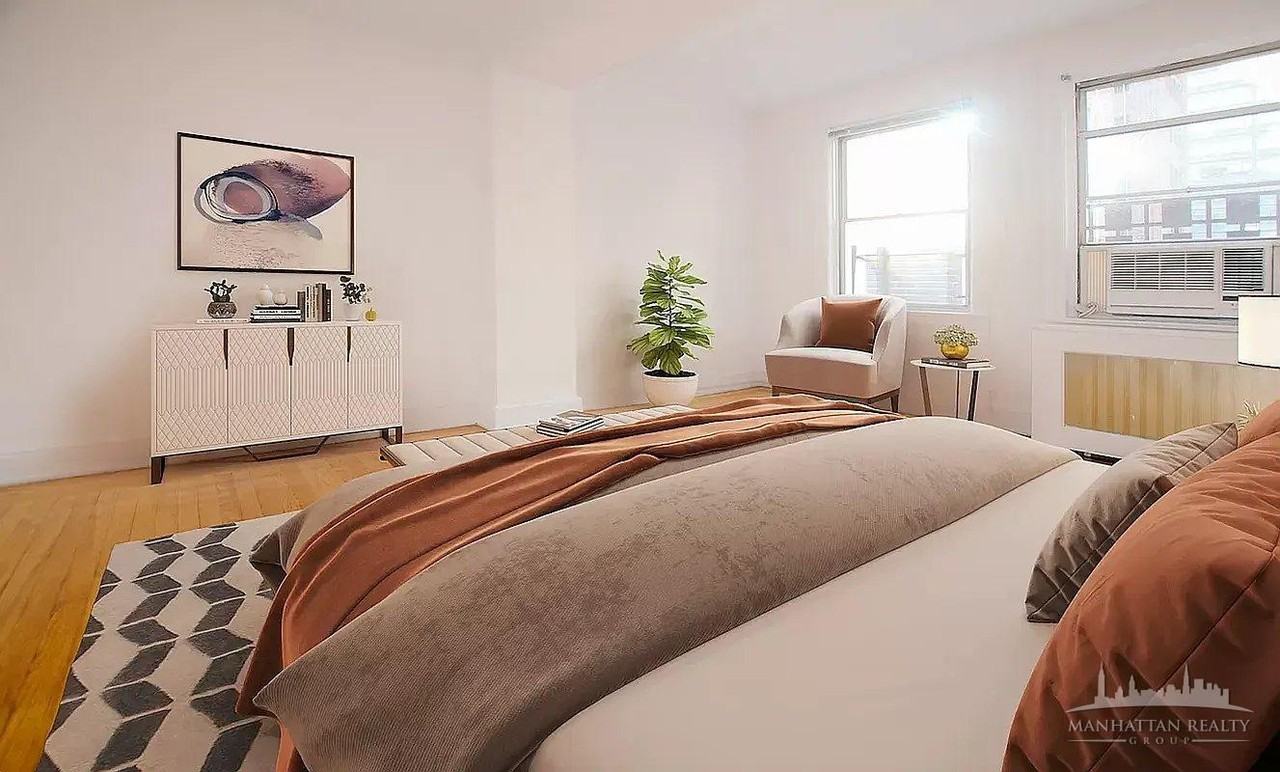 E 39th St #1401 - Photo 4 of 7