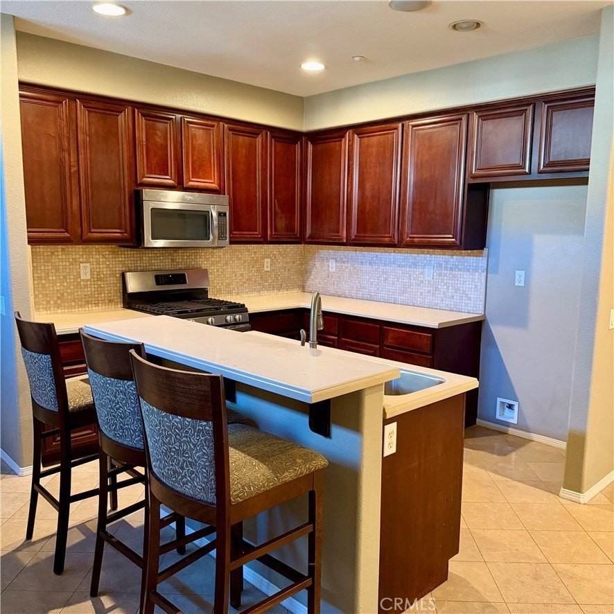 4996 Arborwood Ln - Photo 4 of 37