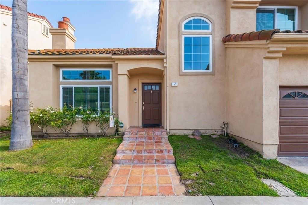 7 Cortona - Photo 2 of 36