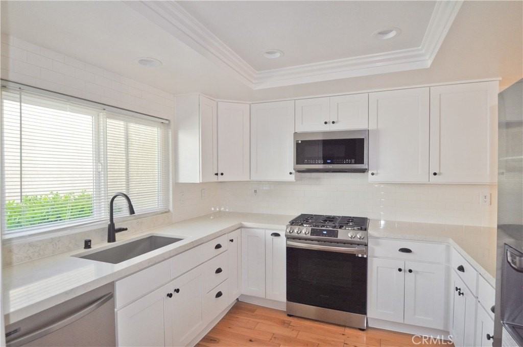 6 Acorn #28 - Photo 2 of 10