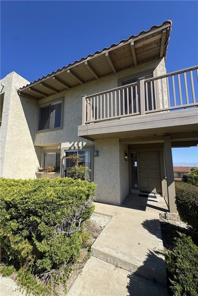 9 Hilltop Cir - Photo 2 of 21