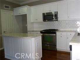 79 Splendor - Photo 7 of 15