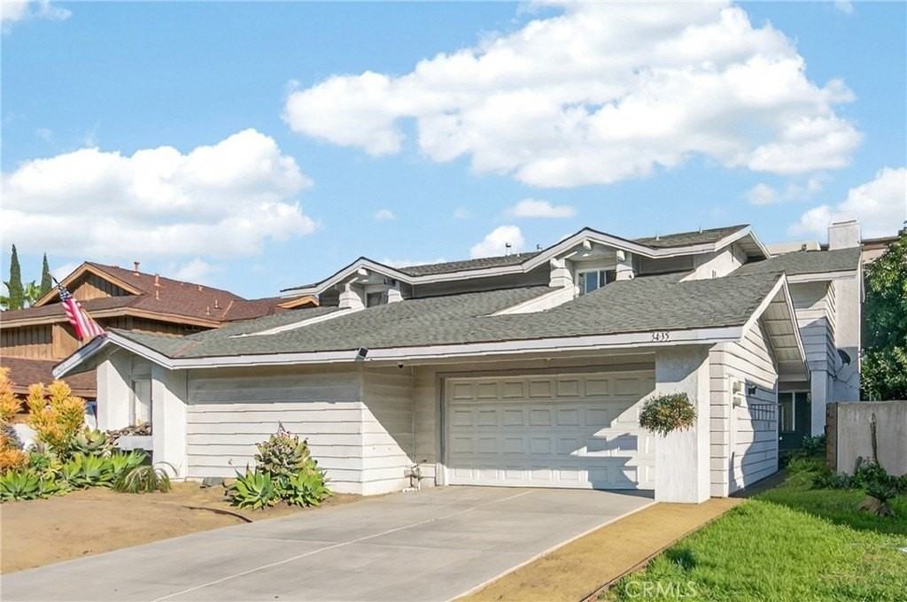 3435 W Park Balboa Ave - Photo 2 of 33