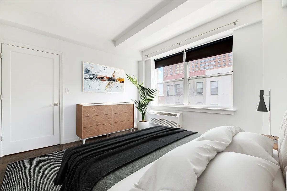 114 Ridge St #5E - Photo 4 of 8