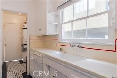 4266 Troost Ave - Photo 4 of 11