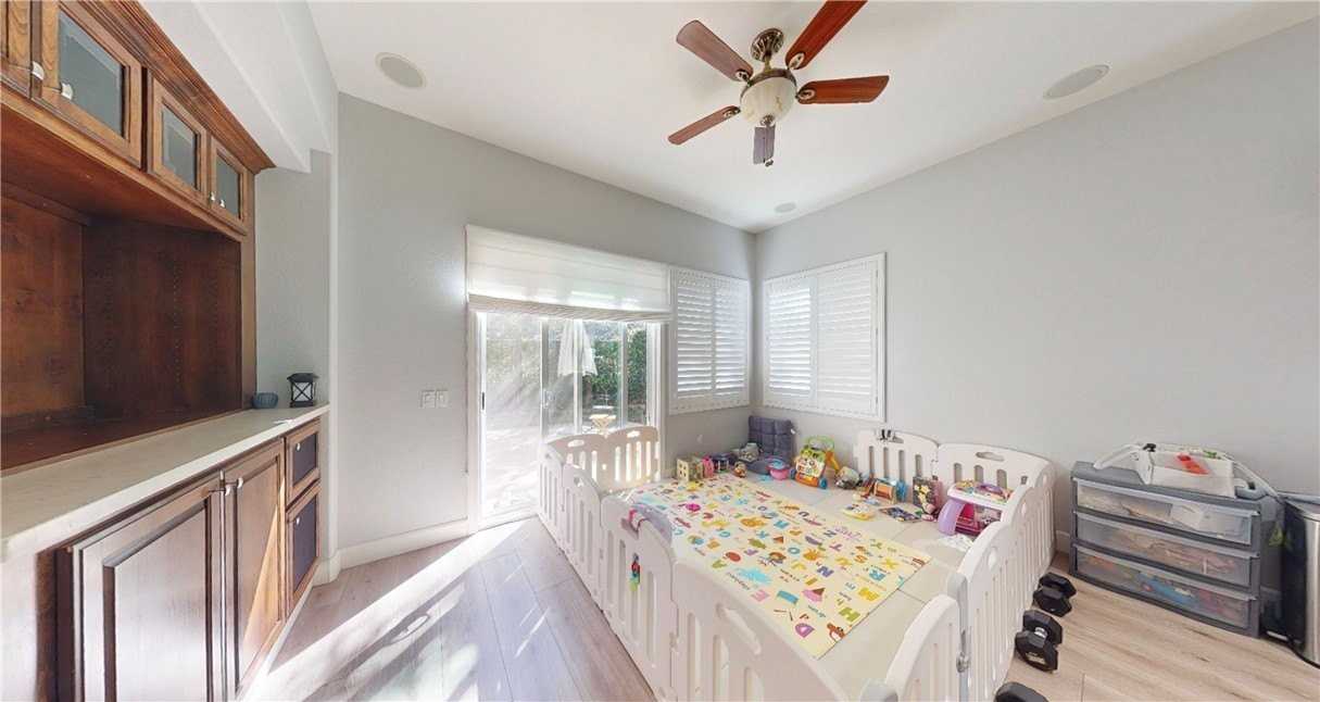 4370 Camino De La Rosa - Photo 6 of 15