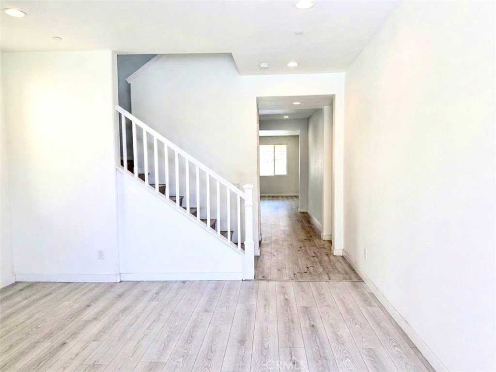 3947 S Trinitas Way - Photo 5 of 30