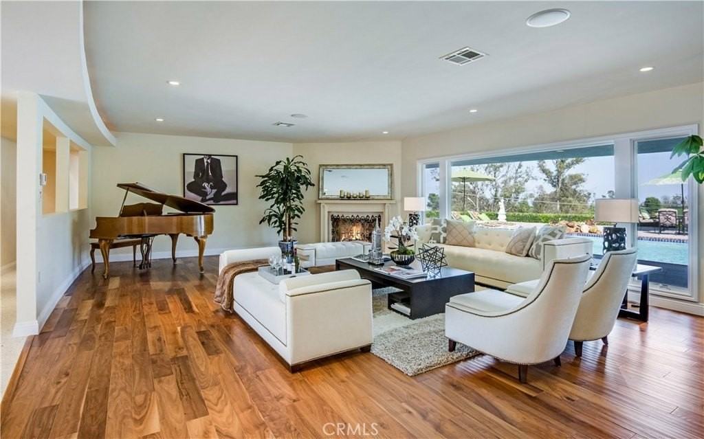 2 Bowie Rd - Photo 6 of 40