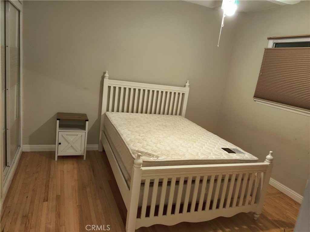 9711 Garibaldi Ave - Photo 4 of 7