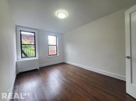 26 Grove St #2C - Photo 1 of 1